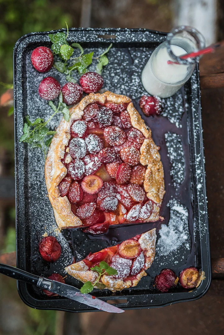 Red Berries and Sweets, Food Photography – Culinary Photography
