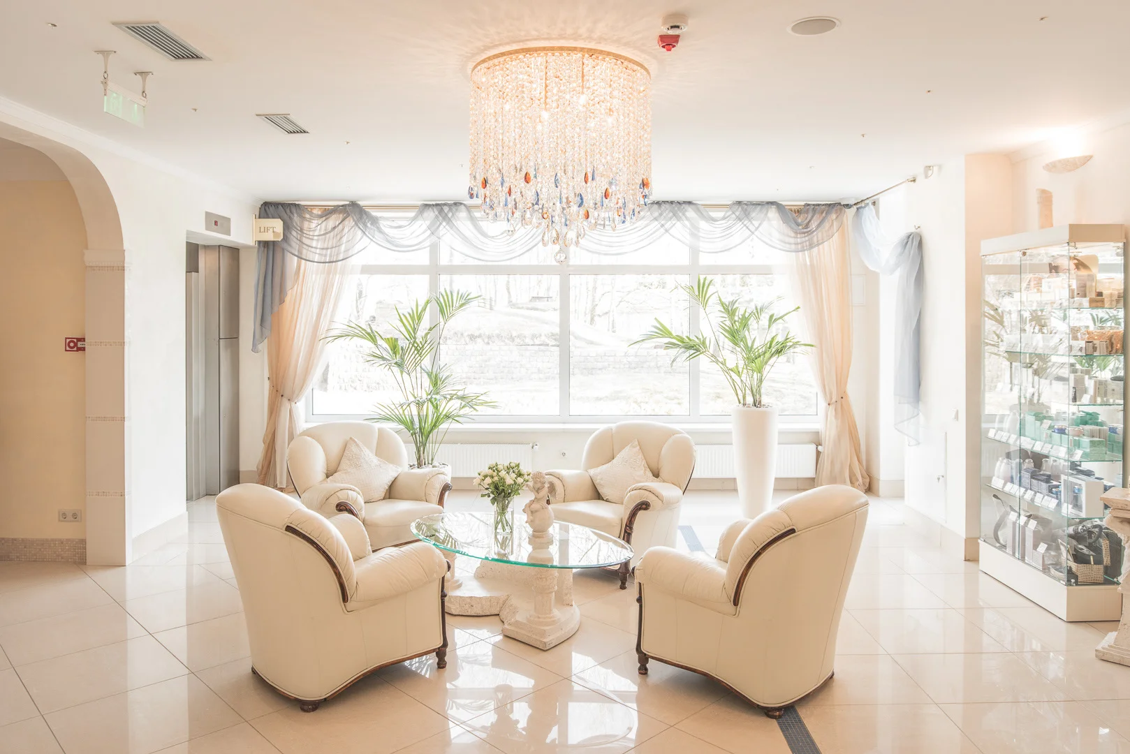 Bright Living Room – Real Estate Interior Photography