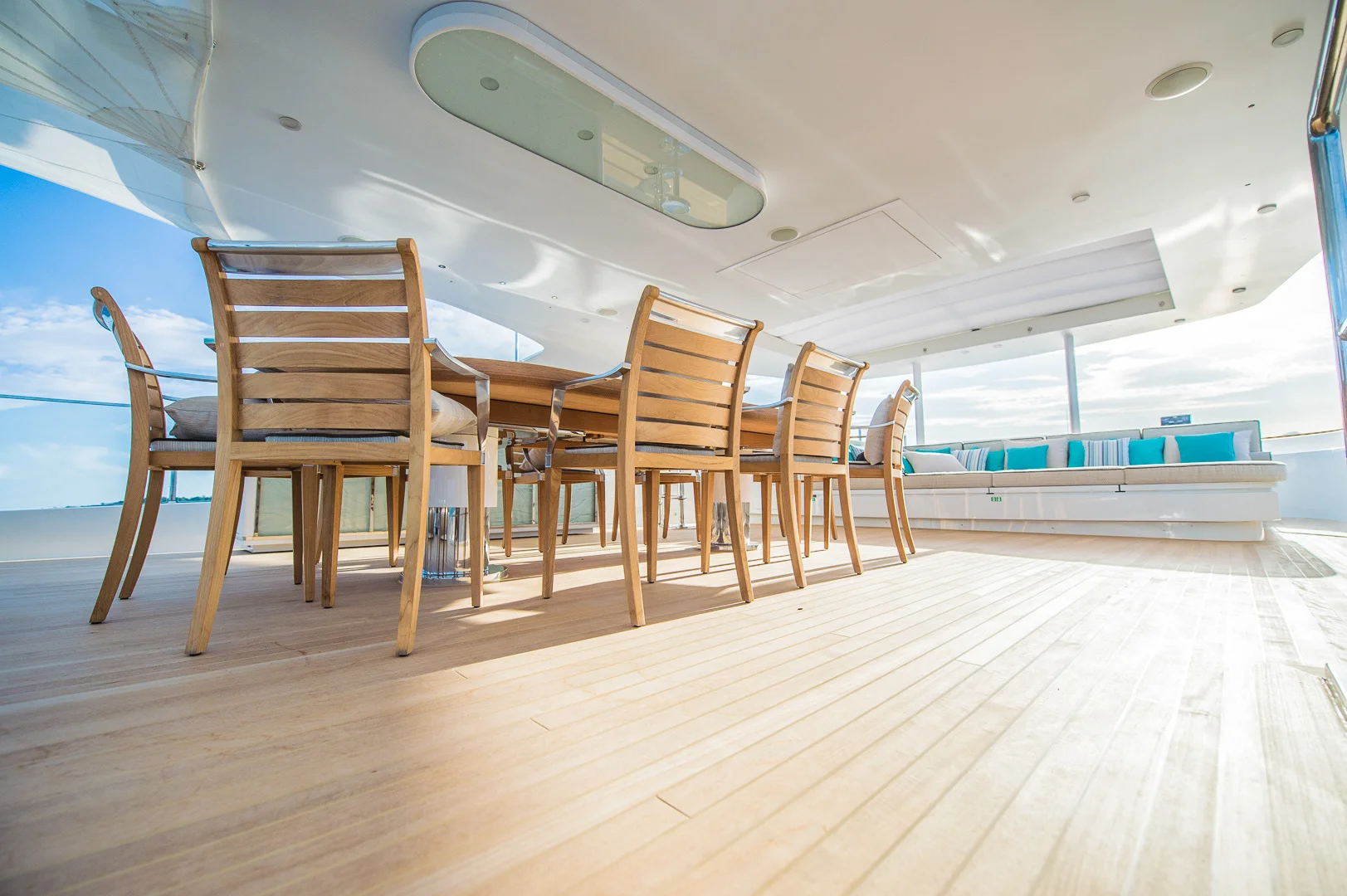 Modern Interior Photography, Bright Space, Decor Detail – Interior Photography