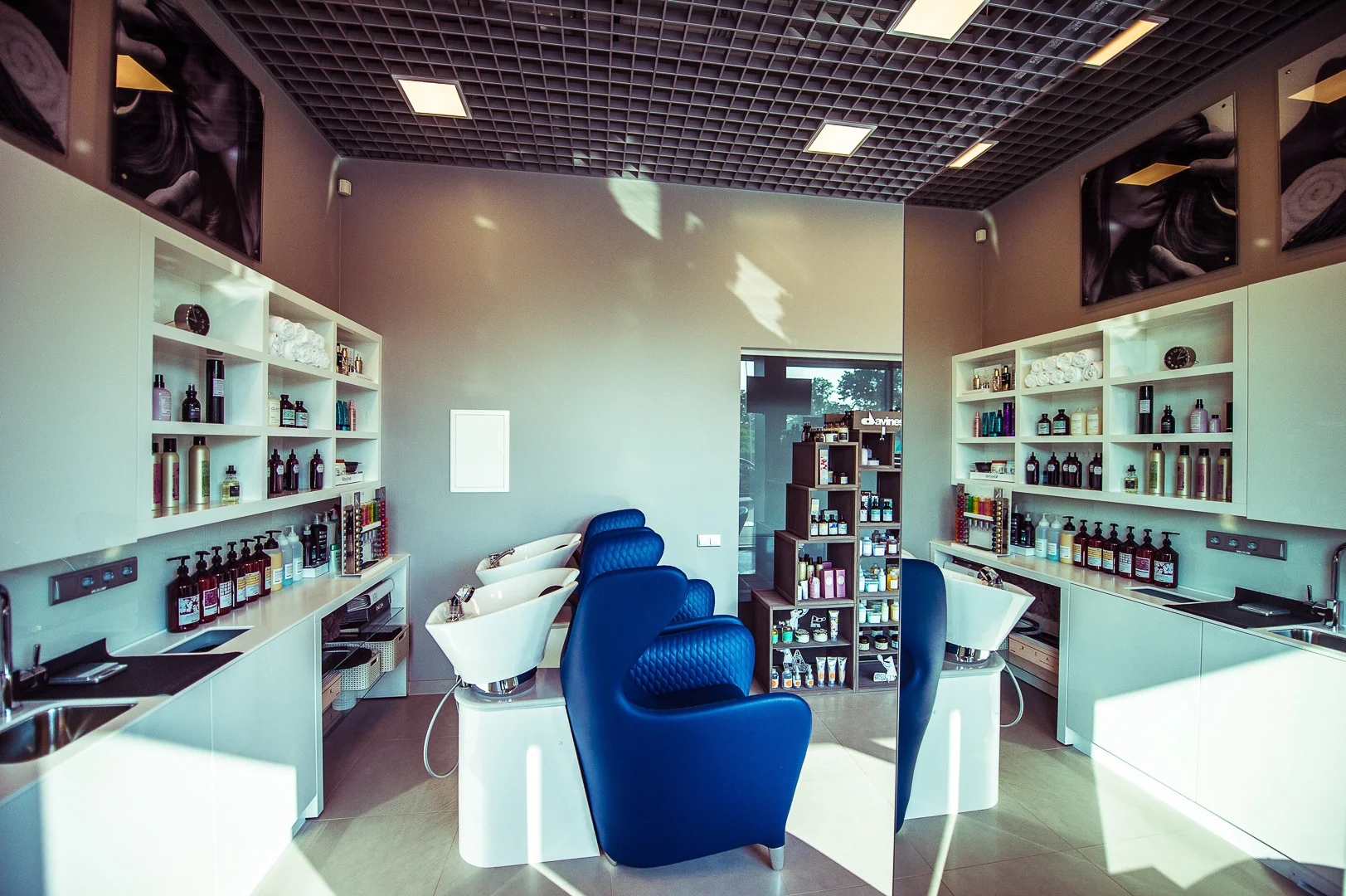 Bright and Modern Space, Reportage Frame – Architectural Interior Image