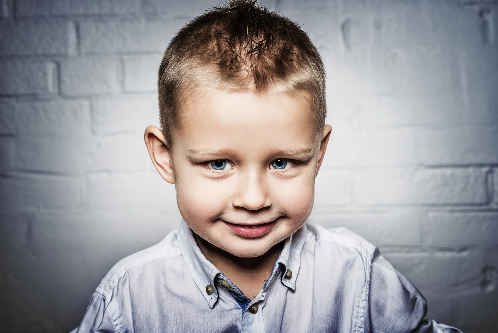 Child Portrait, Warm Tones – Child Lifestyle Portrait
