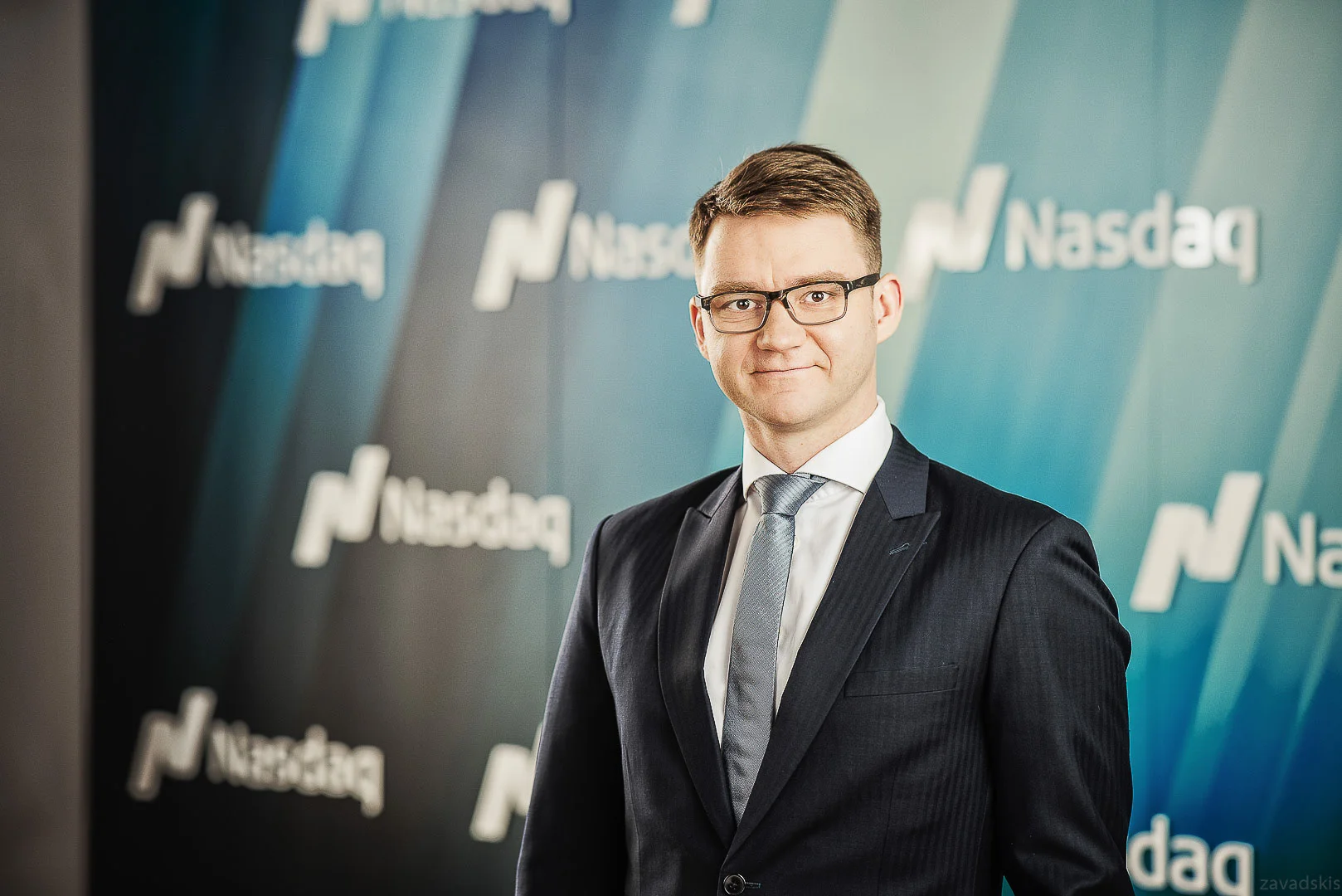 Man in Suit, Professional Portrait – Business Portrait Portfolio