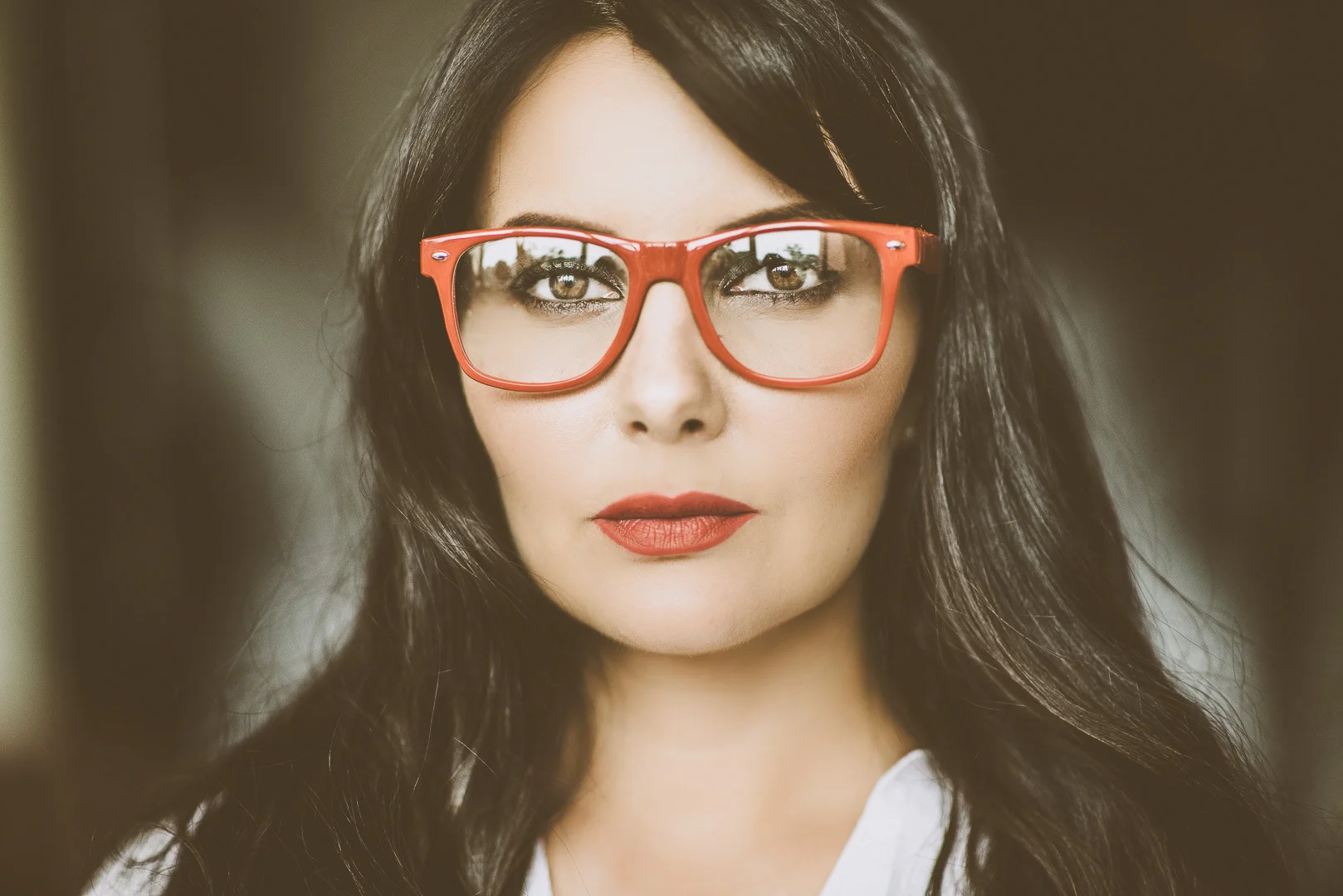 Portrait: Woman's Portrait, Professional Look – Studio Portrait Photography