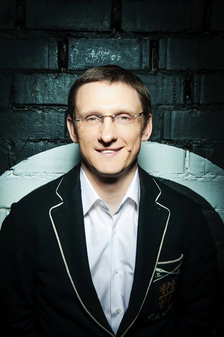 Man in Portrait, Black-and-White – Professional Portrait Photography